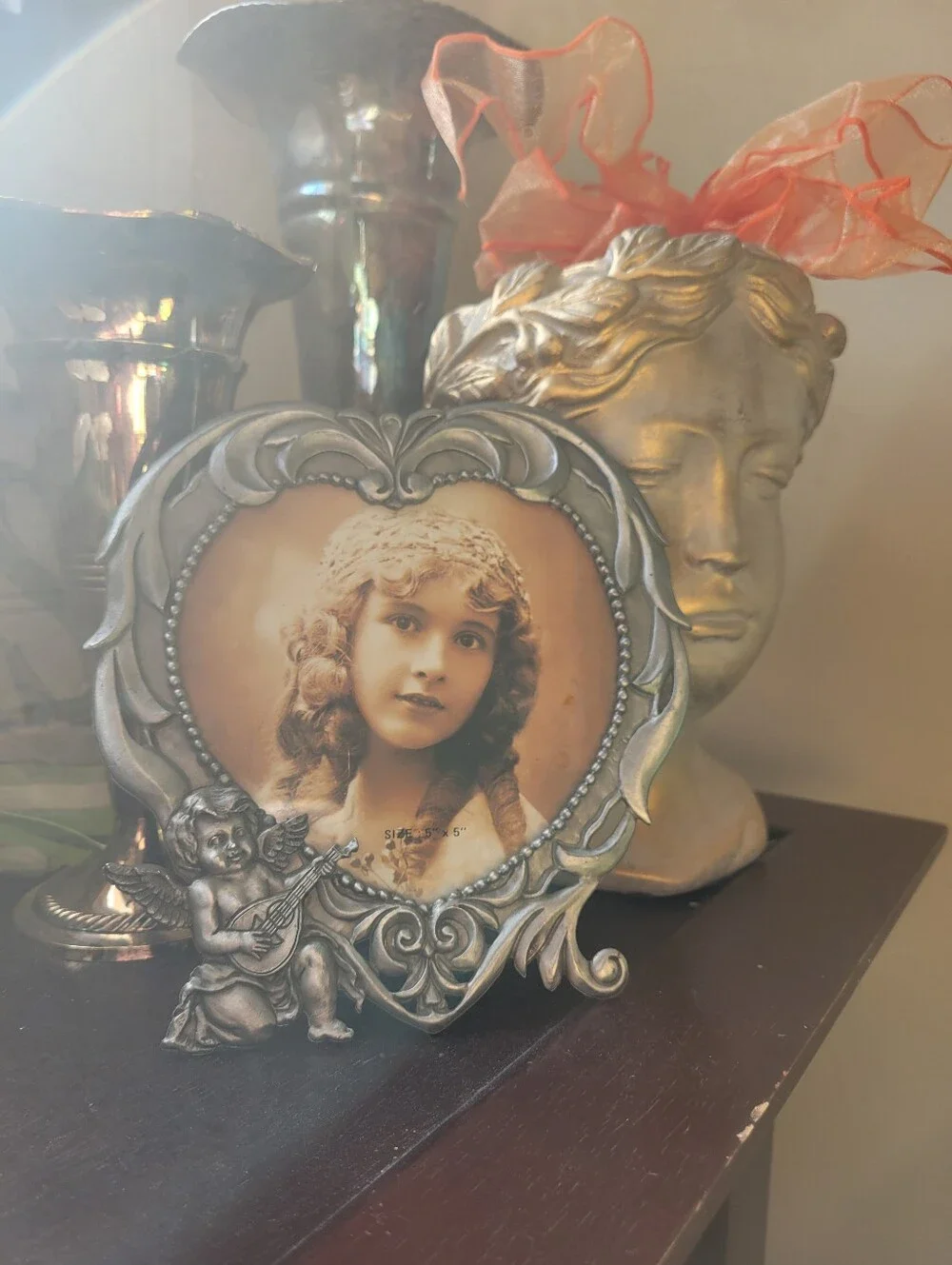 Victorian Look Pewter Heart-Shaped Silver-tone Cherub Picture Frame ~ GUC